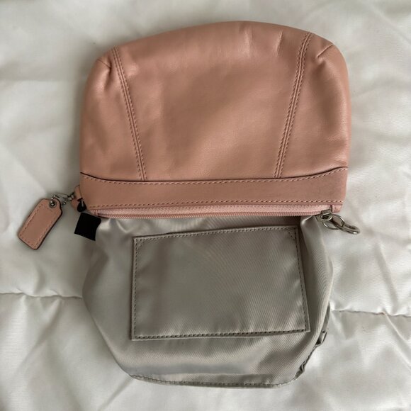 Coach Pleated Pink Leather Wristlet - Picture 6 of 7